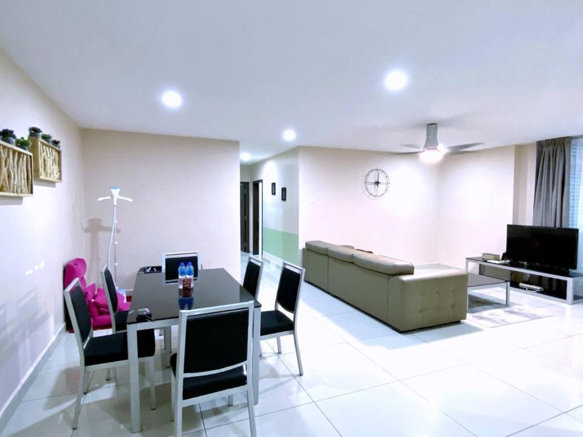 Ksl D'Esplanade Apartment Suites By Sc Homestay Johor Bahru Exteriör bild